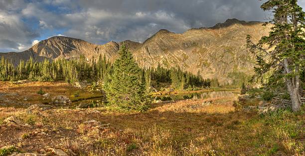 istock Savage Peak At Missouri Lakes at Dawn 547436916
