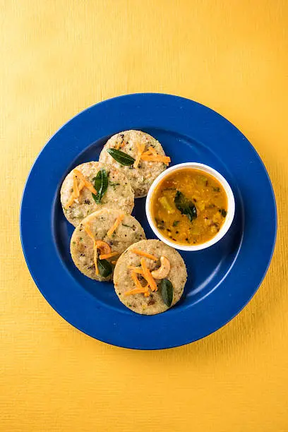 Photo of cooked semolina cakes known as rava idli or idly