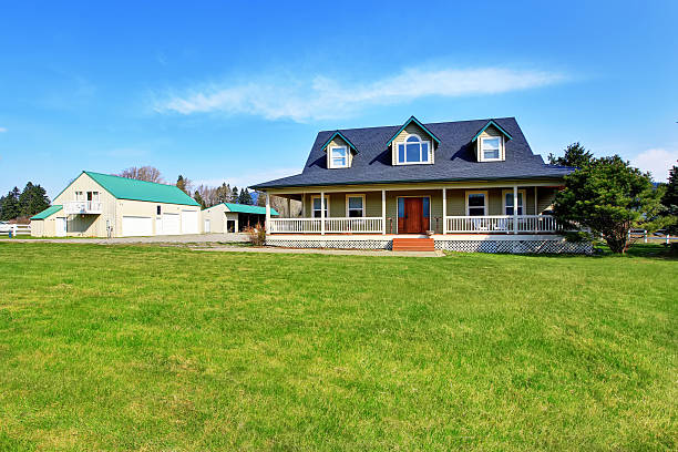 istock Old classic American house with porch 547511004