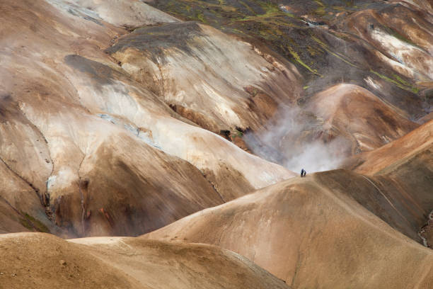 istock Geothermal mountains, Kerlingarfjoll, Iceland 559537635