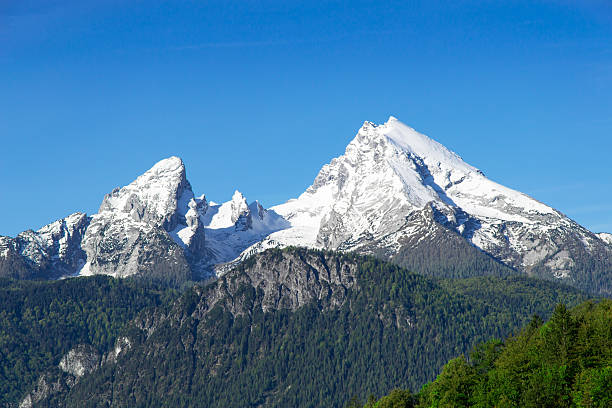 istock Snow-capped mountain peaks Watzmann Mount in national park Berch 564579490