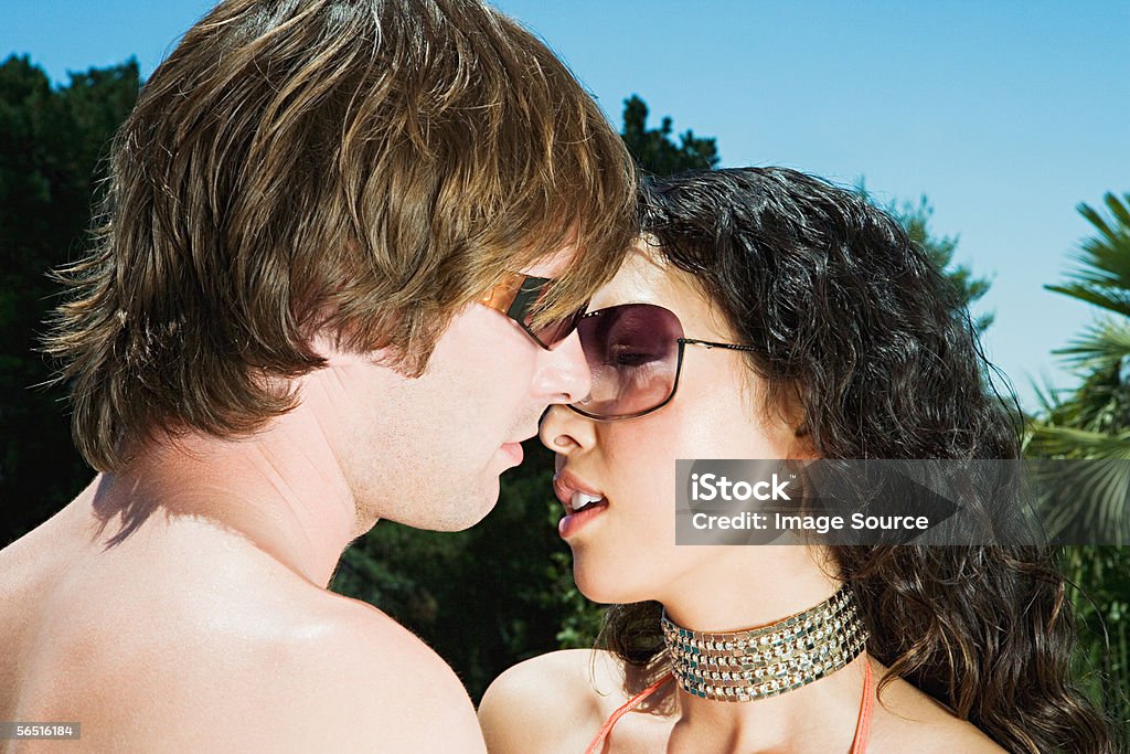 Elegante Jovem casal - Foto de stock de Acessório ocular royalty-free