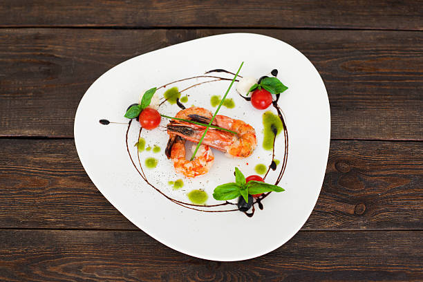 istock Dish of tasty grilled shrimps flat lay, copyspace 576581128