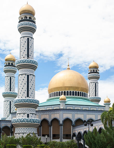 istock Sultan of Brunei Palace 576585388