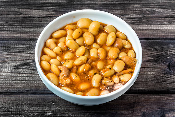 istock Baked beans in tomato sauce 576601990