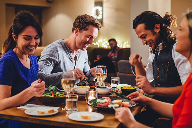 podwójna randka jadalnia - restaurant dinner dining gourmet zdjęcia i obrazy z banku zdjęć