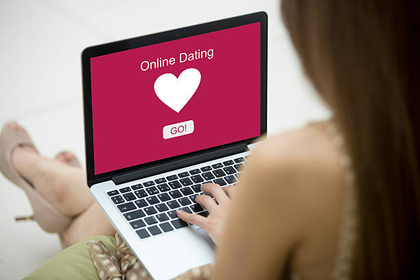 22,900+ Dating Site Stock Photos, Pictures & Royalty-Free Images - iStock |  Online dating site, Woman dating site, Woman on dating site