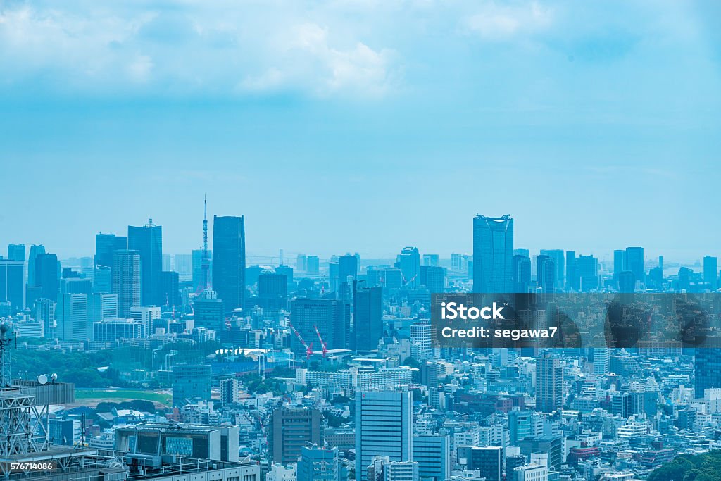 Architecture bâtiments paysage urbain dans l’horizon de Tokyo au Japon - Photo de Horizon urbain libre de droits