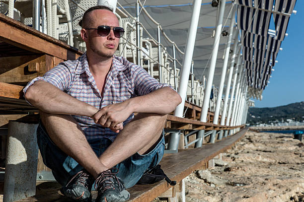 istock Man resting on the sea 576742510
