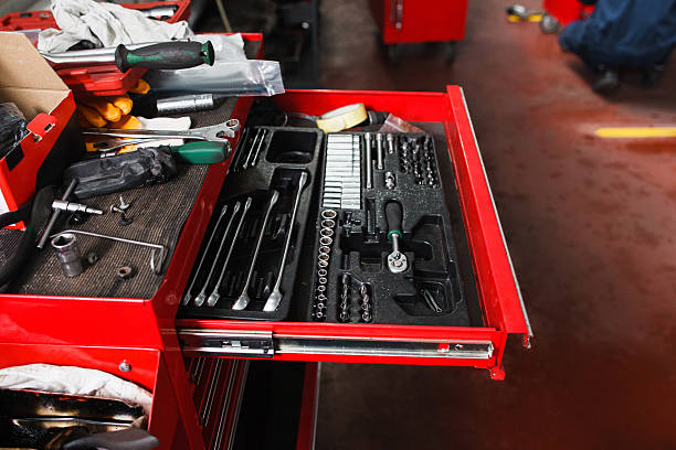набор механических инструментов для гаража - carpentry toolbox craft product work tool стоковые фото и изображения