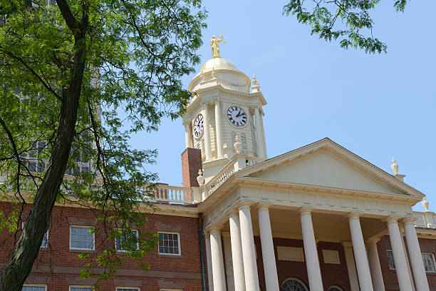 istock Old State House in downtown Hartford 576897966