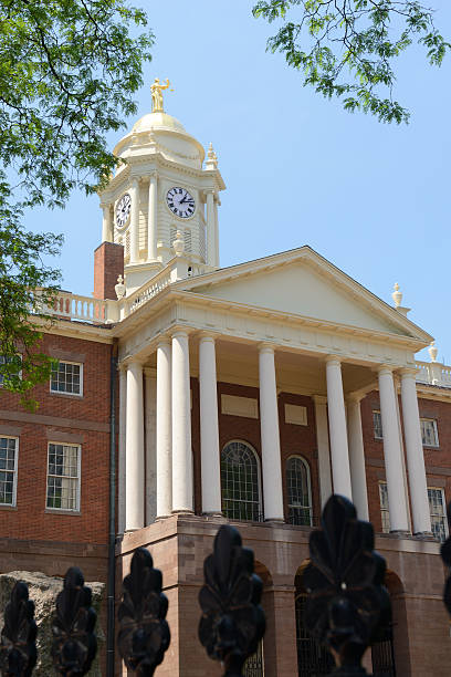 istock Old State House in downtown Hartford 576898056