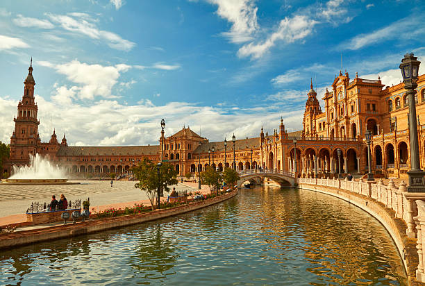 platz spanien (plaza de espana). sevilla, spanien. - spanien stock-fotos und bilder