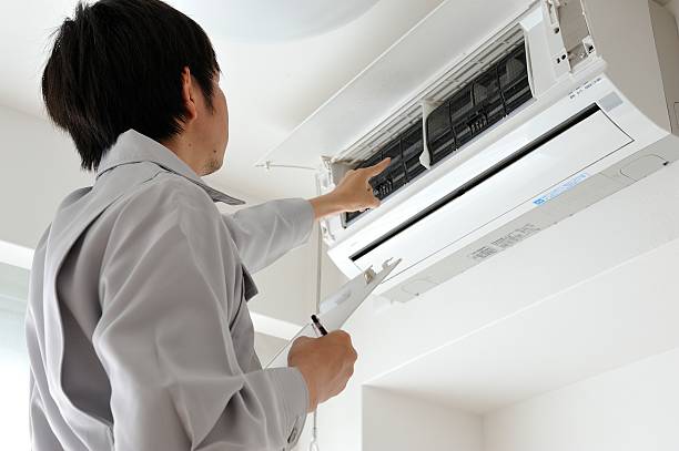 istock Maintenance of air conditioning 576920432
