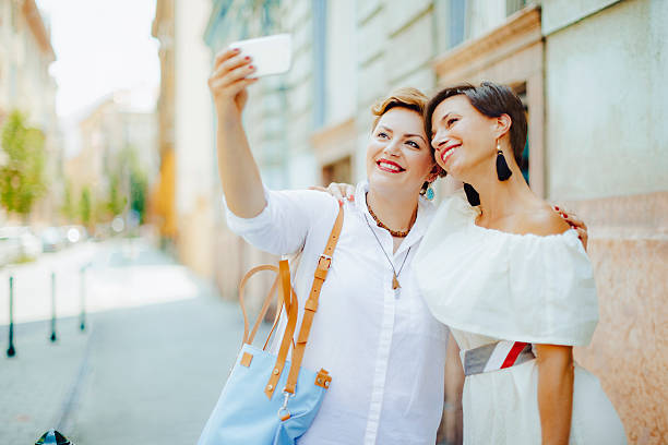 istock Women in the city 576930412