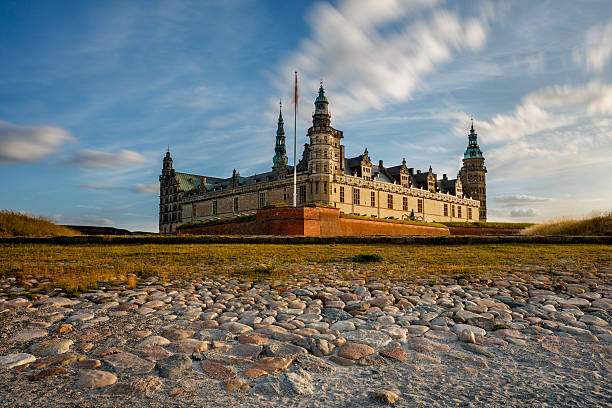 castelo de kronborg - kronborg castle imagens e fotografias de stock