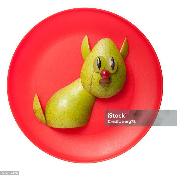 Cat Made Of Green Fruits Stock Photo - Download Image Now - Animal, Apple -  Fruit, Berry - iStock