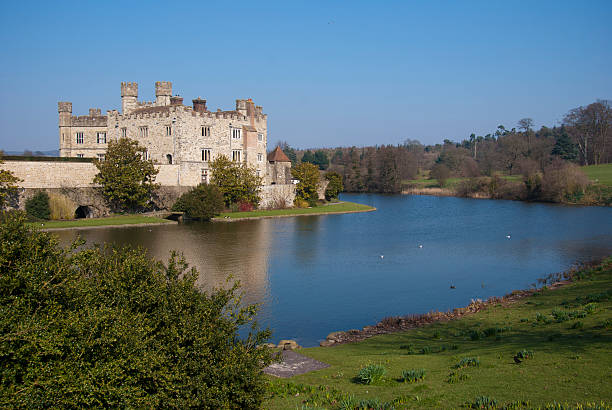 리즈 성 - kent leeds castle castle moat 뉴스 사진 이미지