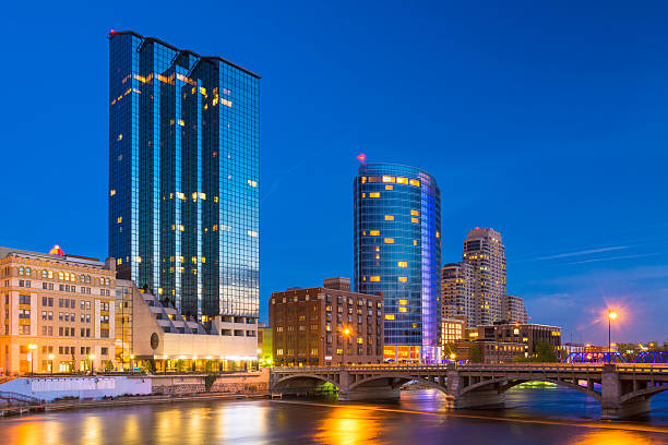 istock Grand Rapids Skyline and River at Dusk 577624476