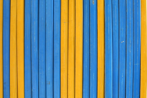 Stripe line of blue and yellow.