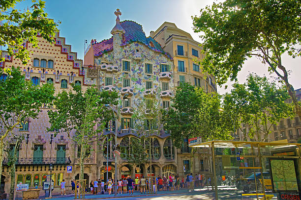 스페인 바르셀로나의 카사 바텔로 빌딩 - casa battlo 이미지 뉴스 사진 이미지
