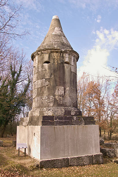 istock carsulae, monumental tomb 578264582