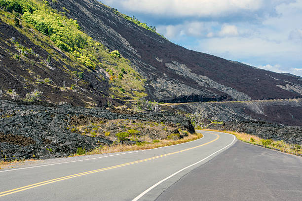 istock Chain of Craters Road 578274758