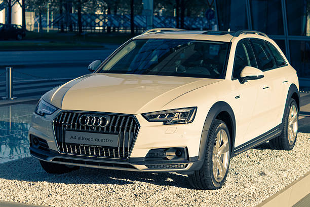 a4 allroad quattro nowy model samochodu audi 4wd crossover - turbo diesel zdjęcia i obrazy z banku zdjęć