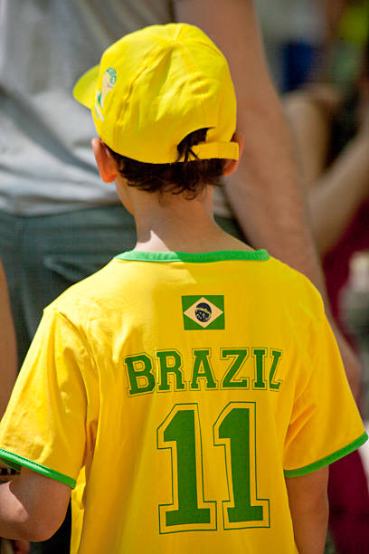 people watching xii brazilian festival "bom dia brasil" - fifa torneio imagens e fotografias de stock