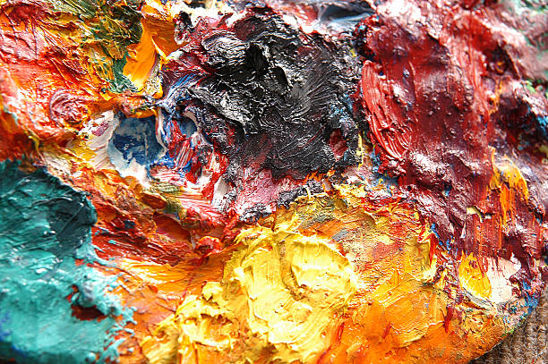 istock Artists oil painting palette 578557366