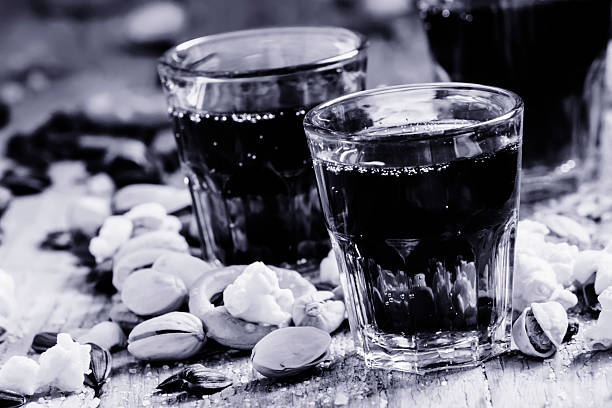 istock Cola, nuts and popcorn, black-and-white 578566330