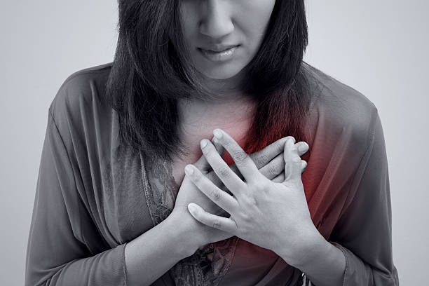 heart attack (심장마비)  - human cardiovascular system heart shape human hand healthy lifestyle 뉴스 사진 이미지