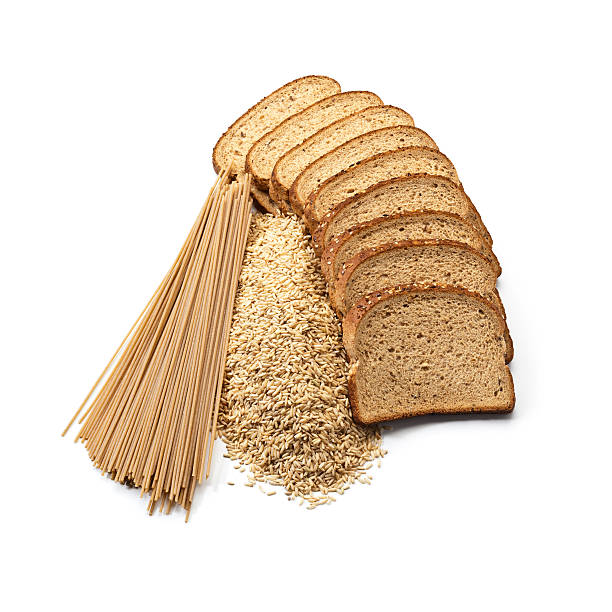 pane, il riso e pasta di cereali su sfondo bianco - brown rice rice healthy eating organic foto e immagini stock