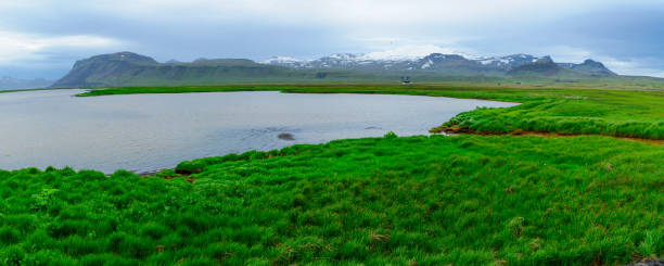 istock Landscape and the Snaefellsjokull volcano 578828528