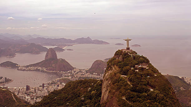 クライストリバー - christ the redeemer rio de janeiro brazil corcovado ストックフォトと画像