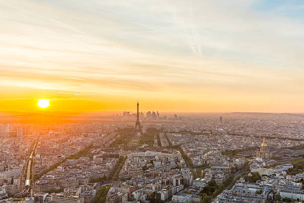 istock Paris, France Sunset 579123394