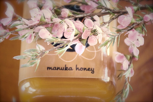 A very soft focus pastel toned Manuka Honey background.