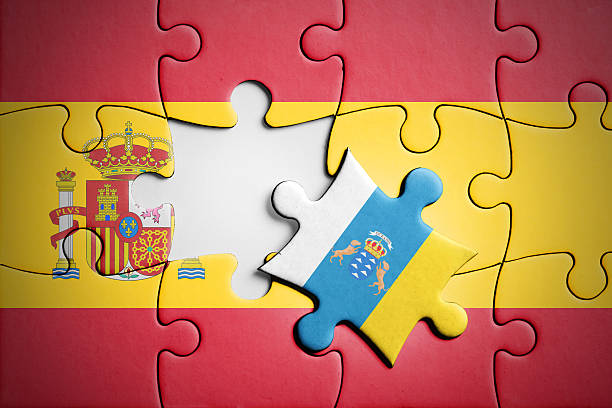 istock Spain and Canary Islands. Separatism concept puzzle. 579153546