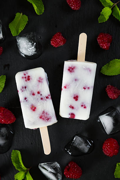 istock Natural homemade popsicle 579163552