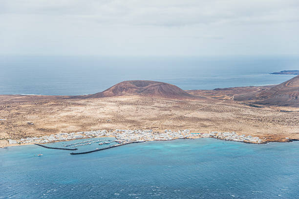 istock Sebo Cove, Graciosa Island 579222100