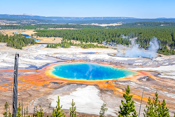 istock Grand Prismatic Spring in Yellowstone National Park 579426970