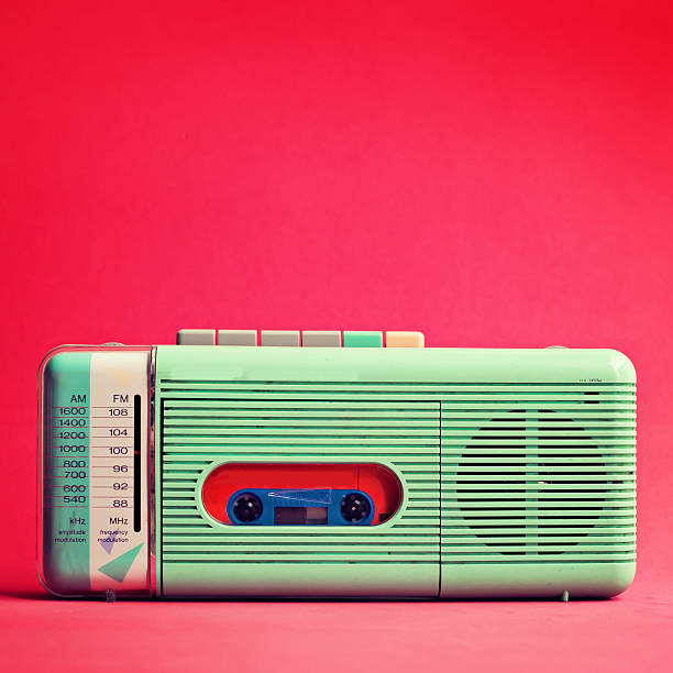 istock Vintage radio 579444102