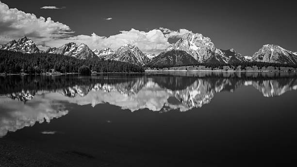 istock Black Tetons.jpg 579445938