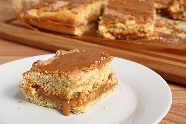 istock Shortcrust pastry cake covered with fudge caramel cream 579447626