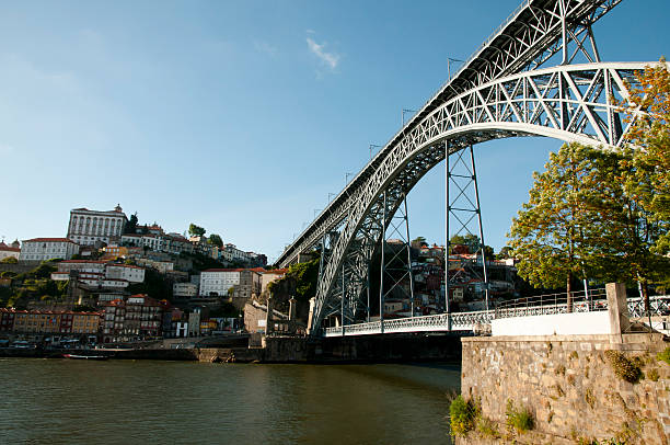 istock Dom Luis I Bridge - Porto - United Kingdom 579733070