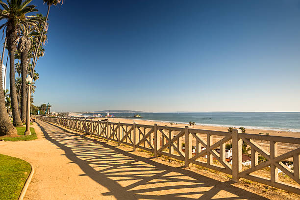 산타 모니카 비치 캘리포니아 - santa monica santa monica beach santa monica pier city of los angeles 뉴스 사진 이미지