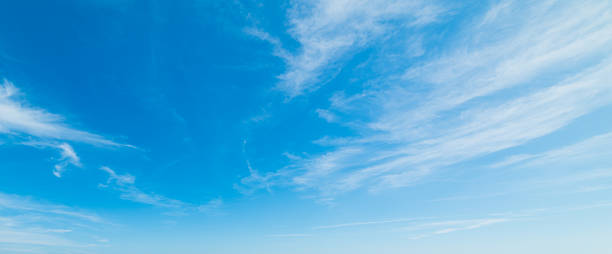 morbido nuvole e cielo blu  - cumulus cloud condensation sky blue foto e immagini stock