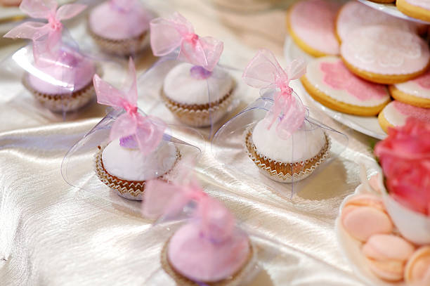 istock Wedding cupcakes in pink and purple 580123750