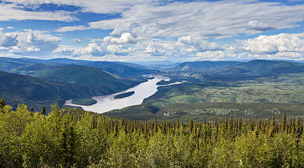 istock Yukon River West of Dawson 580123986