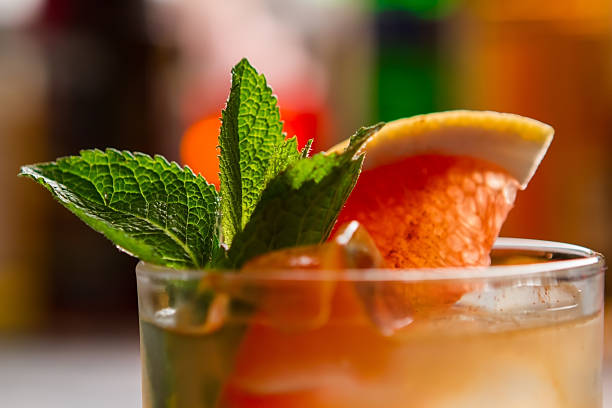 istock Cocktail with slice of grapefruit. 582263544